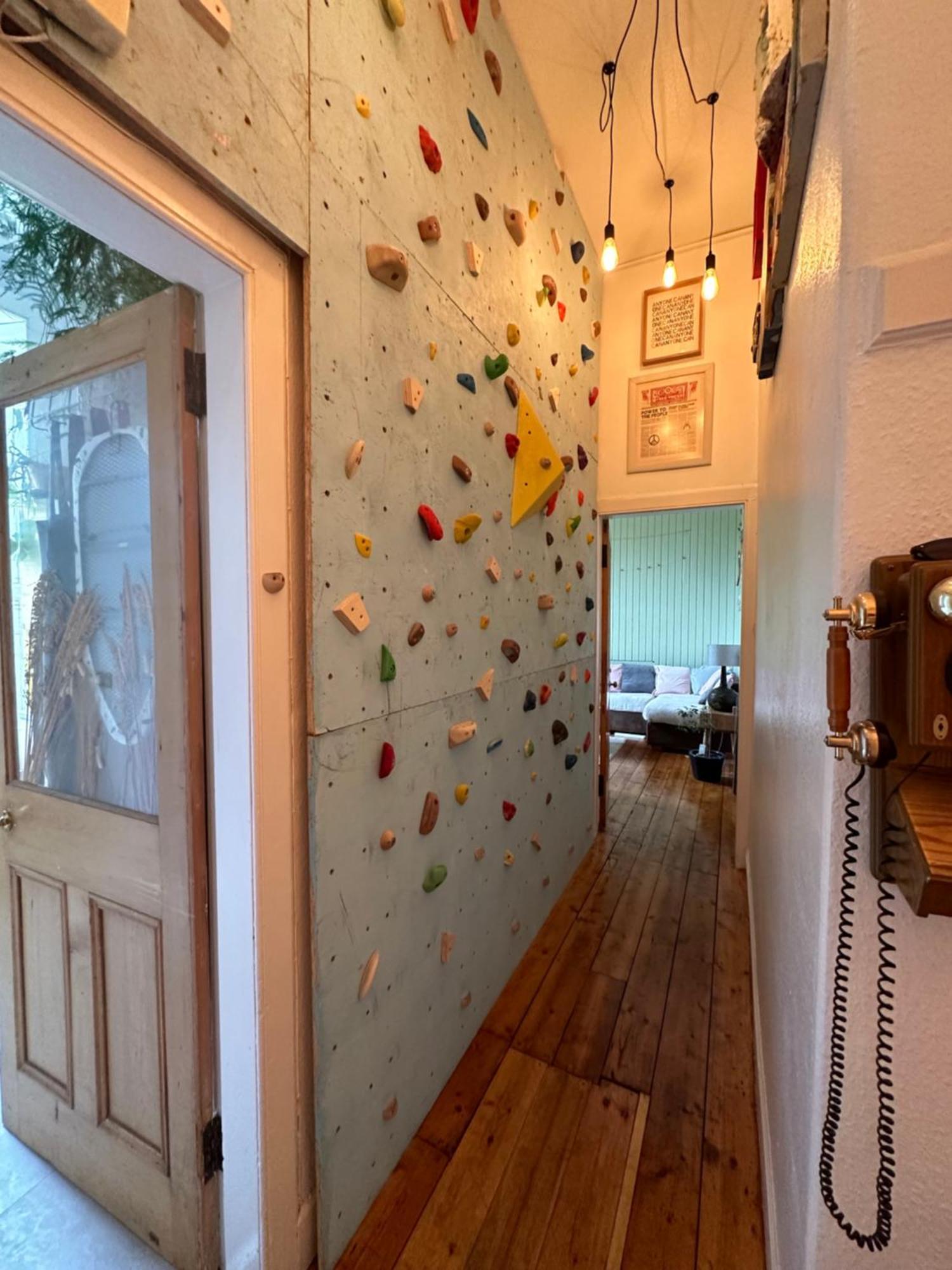 Quirky Apartment In Leith エディンバラ エクステリア 写真